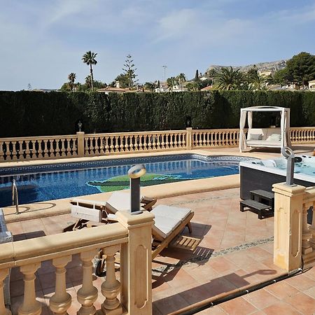 Luxury Villa - Pool, Hot Tub, Aircon, Tvs, Home Cinema, Office, Gbit Internet, Sports Equipment Calpe Exteriér fotografie
