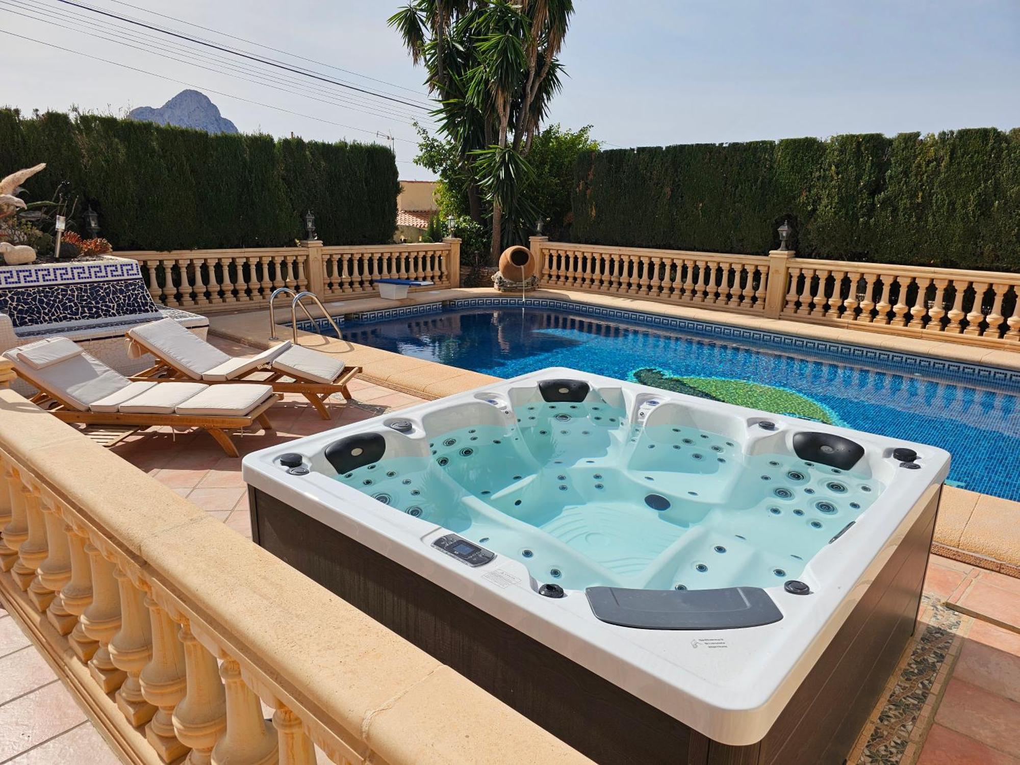 Luxury Villa - Pool, Hot Tub, Aircon, Tvs, Home Cinema, Office, Gbit Internet, Sports Equipment Calpe Exteriér fotografie