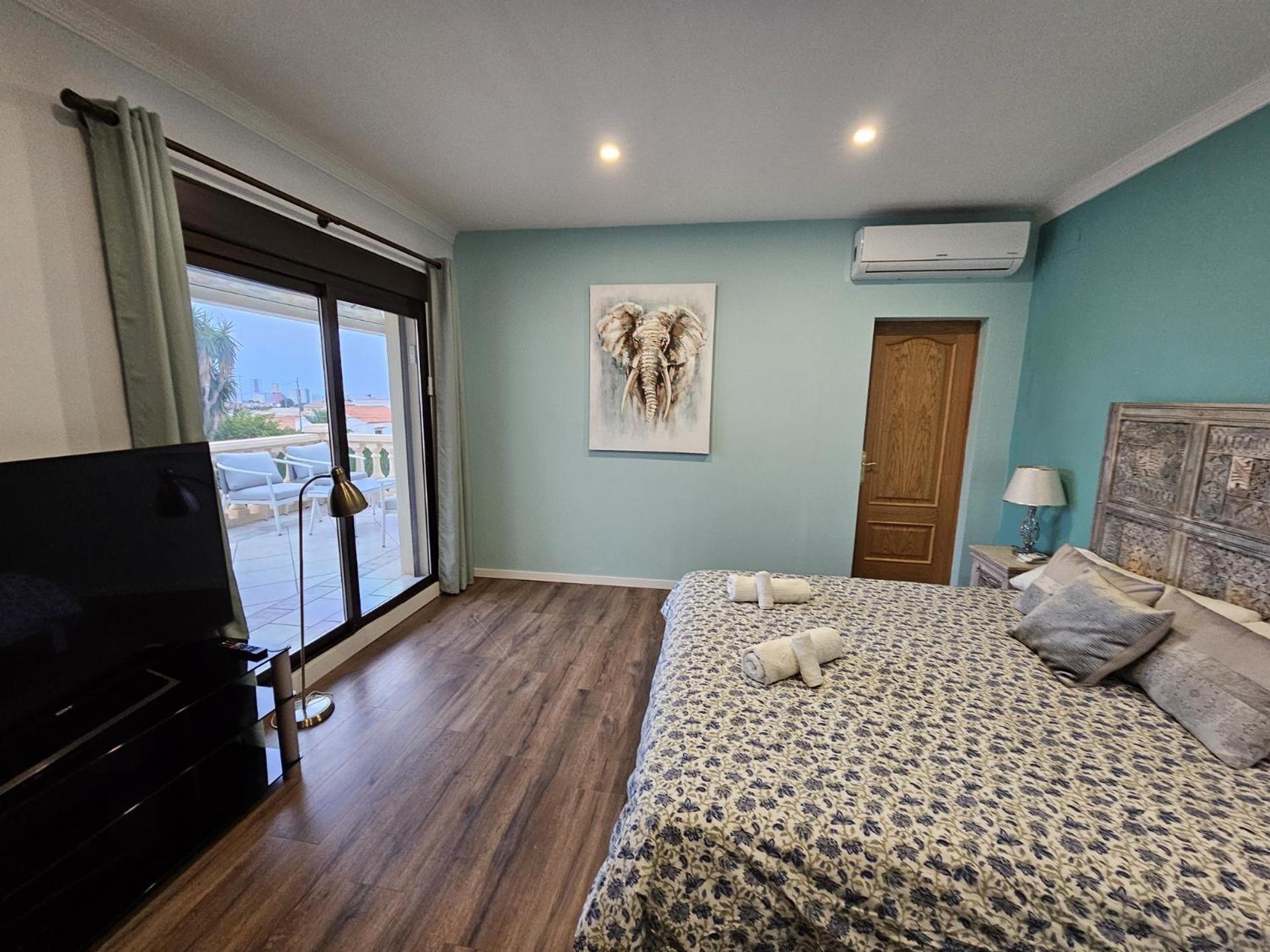 Luxury Villa - Pool, Hot Tub, Aircon, Tvs, Home Cinema, Office, Gbit Internet, Sports Equipment Calpe Exteriér fotografie