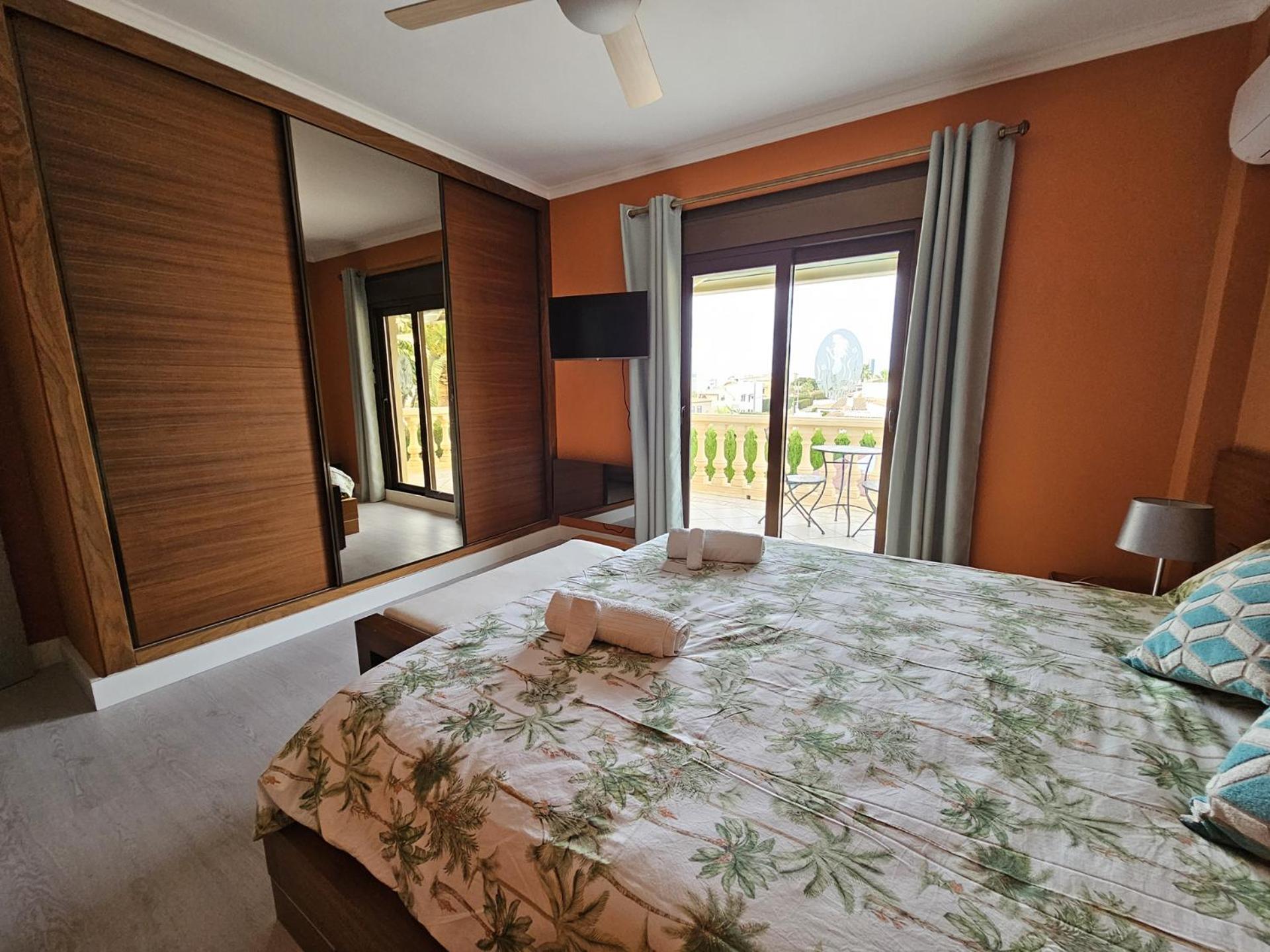 Luxury Villa - Pool, Hot Tub, Aircon, Tvs, Home Cinema, Office, Gbit Internet, Sports Equipment Calpe Exteriér fotografie